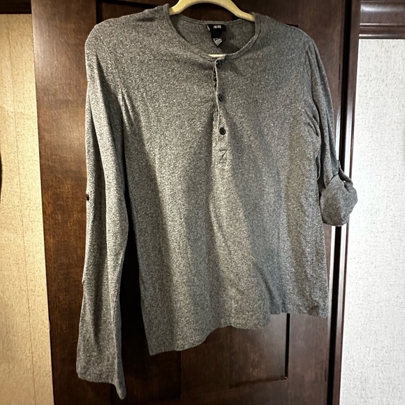 H&M Long Sleeve Gray Henley Shirt size M - Picture 1 of 7